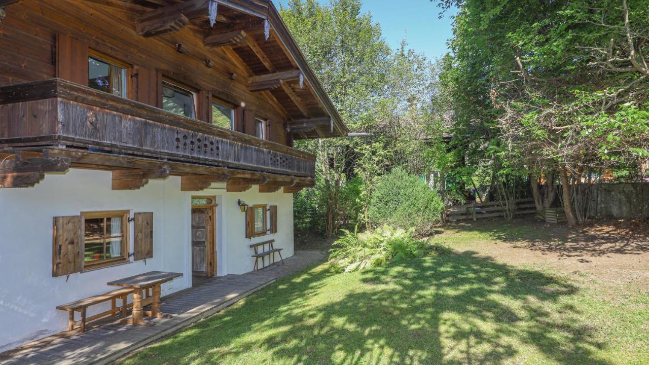 Chalet Stockerdoerfl - Alpencharm Mit Garten Kitzbühel Extérieur photo