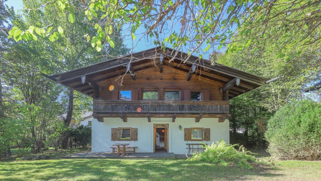 Chalet Stockerdoerfl - Alpencharm Mit Garten Kitzbühel Extérieur photo